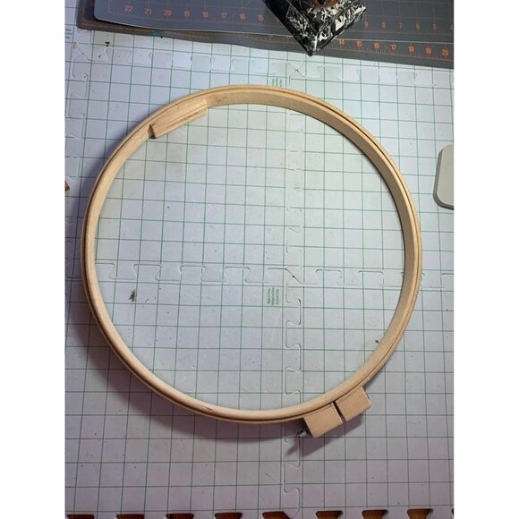 Set of 5 Wooden Embroidery Hoops Frames Crafts Sizes 18" 16" 14" 11" 9.5" x 10" - Picture 3 of 6